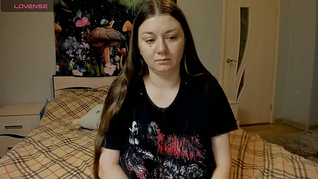 AlisaBacker online show from November 1, 2:10 pm