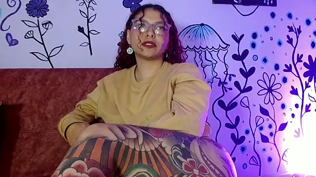 420viol3ta  online show from July 12, 3:18 am