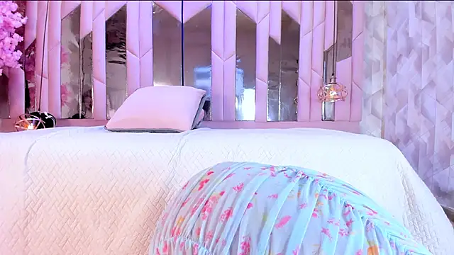 AlinaSweett online show from March 8, 5:06 pm