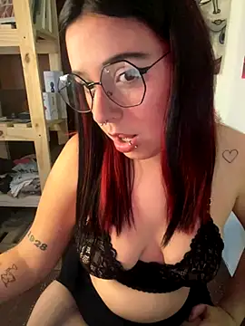 agoosvokk online show from December 3, 6:10 pm