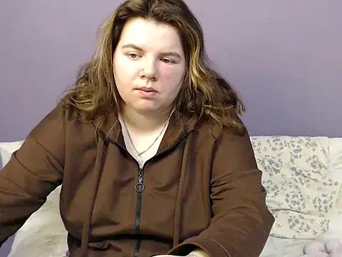 so shy online show from November 17, 8:59 am