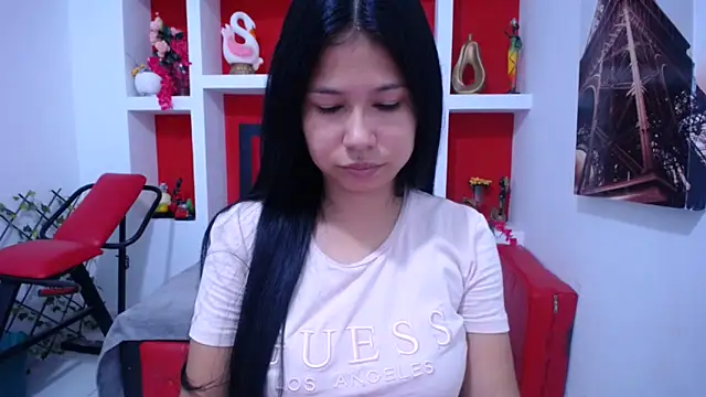 Letty Plugxo online show from October 18, 1:14 pm