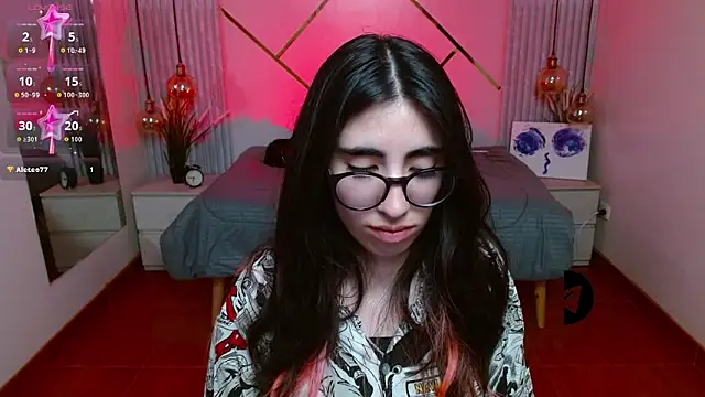 LenaRoses online show from April 30, 8:36 pm