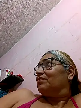  candi online show from October 4, 1:44 am