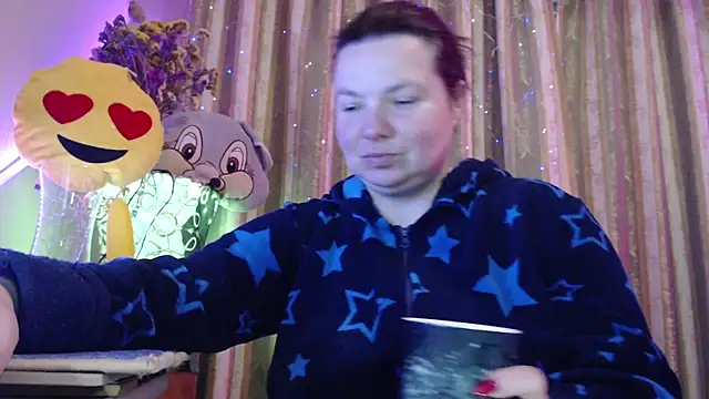 amorelara online show from April 16, 5:52 am