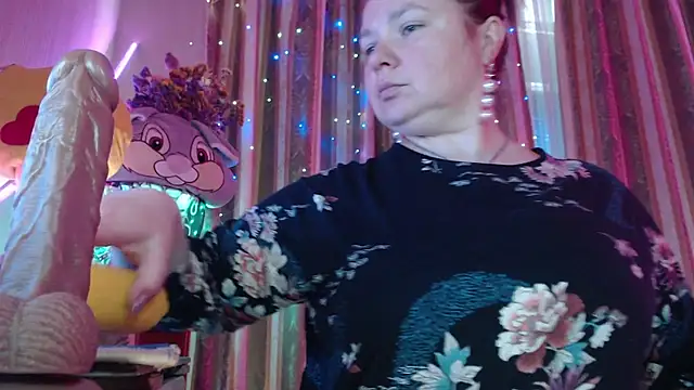amorelara online show from May 10, 8:16 am