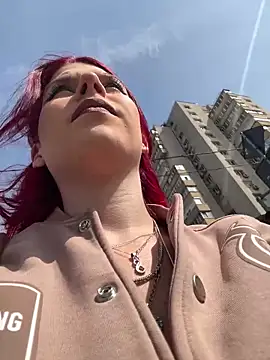 RiriRoseey online show from April 14, 8:14 am