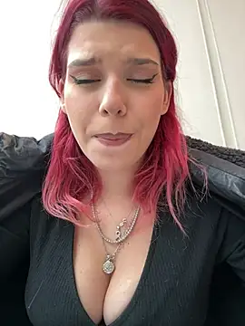 RiriRoseey online show from January 10, 9:36 am