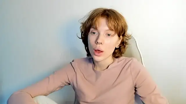 StellaDavis online show from January 19, 9:38 am