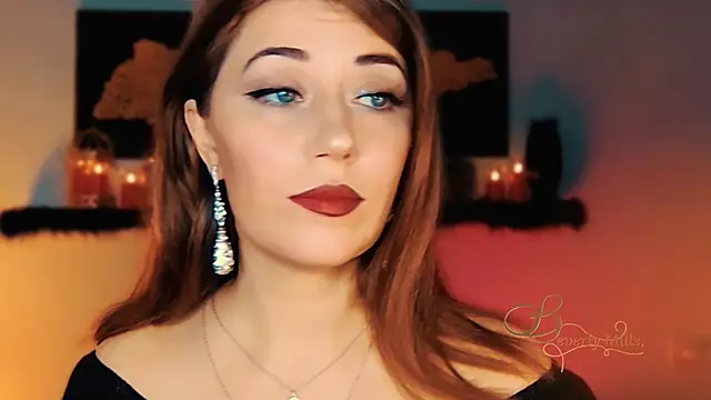 MissBeverlyMills online show from November 2, 2:26 am