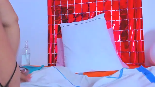 Elianissquirt online show from September 25, 1:54 pm