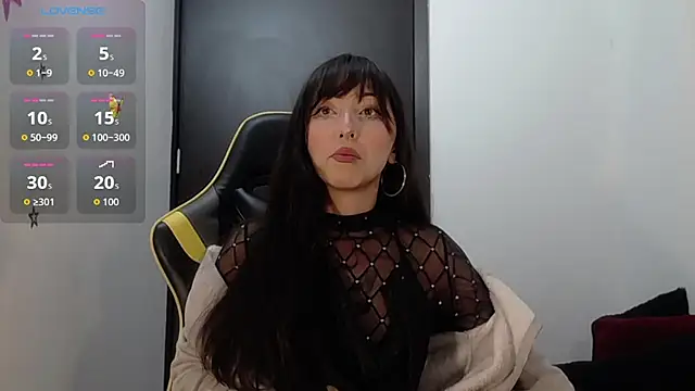 v1cky  online show from October 6, 11:09 pm