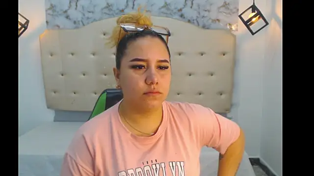 Kathiasaints online show from April 6, 7:48 pm