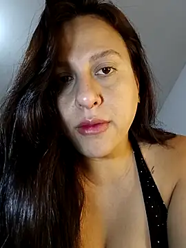 whitegirl0122 online show from September 14, 7:56 pm