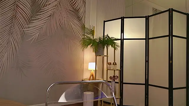 Miley Smile online show from February 21, 6:47 am