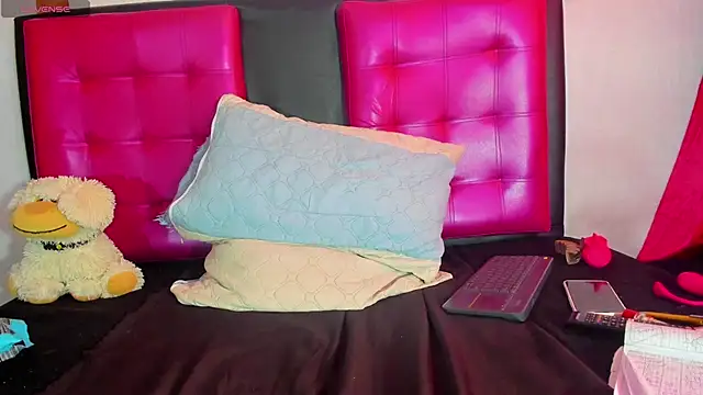 AlanaLars online show from September 14, 4:16 pm