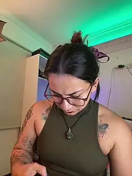 Amarantha 666 online show from April 8, 12:02 am