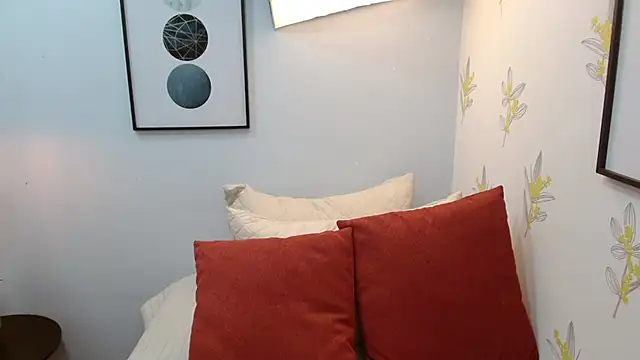 dayis butera online show from September 12, 11:07 am