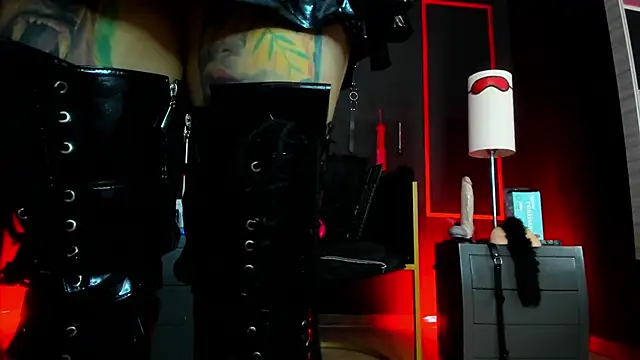 CharlotteScotte online show from December 20, 12:42 pm