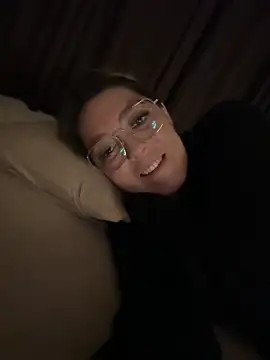 Daniela77771 online show from April 13, 9:04 pm