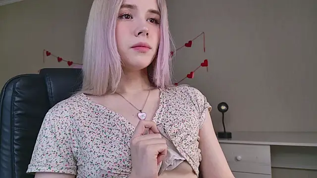 Alisa Black Star online show from January 6, 8:01 pm