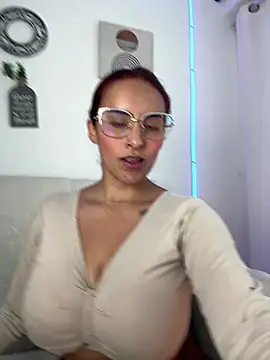 Seized lust online show from March 18, 5:07 pm