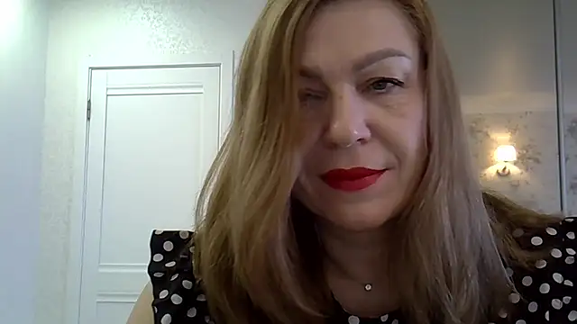 Alexandra-Rosee online show from November 29, 5:22 am