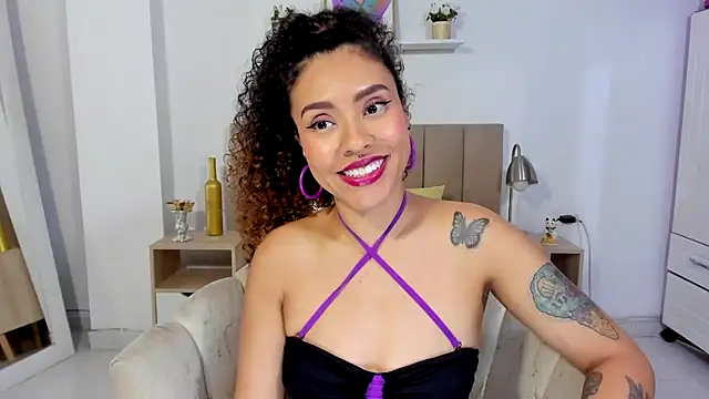 Zoe Gruber online show from July 6, 4:29 am