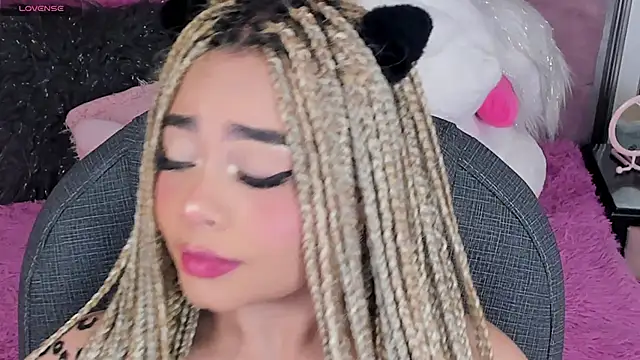 conny  curly online show from December 2, 2:19 pm