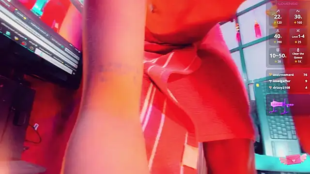  ChanellR  online show from March 29, 11:20 am