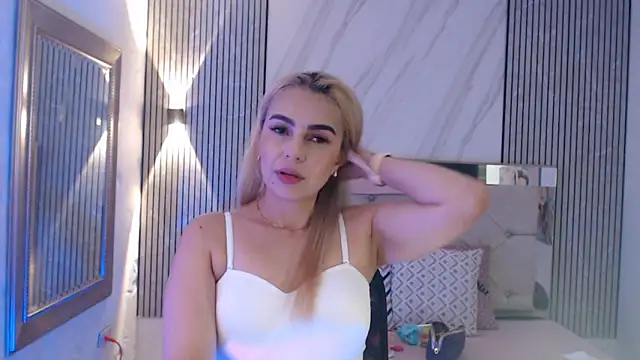 ashley  tylor online show from February 25, 3:16 am