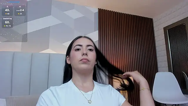 Julietasantos   online show from November 13, 6:40 pm