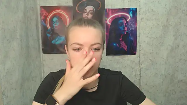 Snapshot of AliceFlirtt_ chatting on September 16, 7:49 am AliceFlirtt online show from September 16, 7:49 am