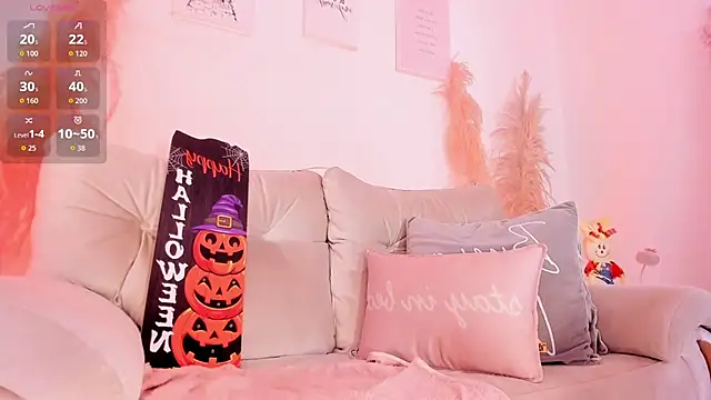 Snapshot of Misslinda_ chatting on October 14, 8:44 pm Misslinda online show from October 14, 8:44 pm