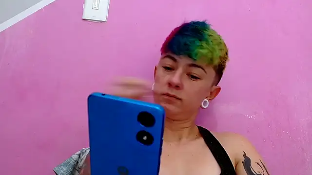 tomboyblue online show from October 16, 6:21 pm