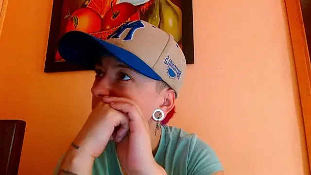 tomboyblue online show from June 17, 3:24 pm