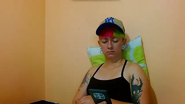 tomboyblue online show from July 14, 10:08 am