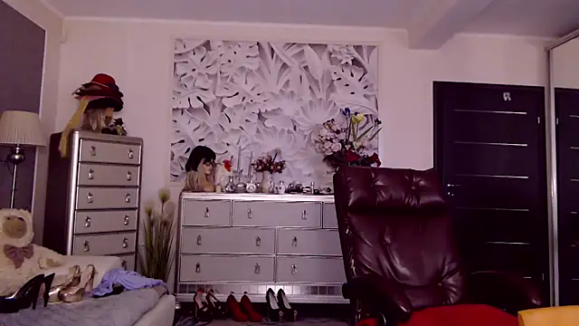 HornyMilf 555 online show from September 21, 1:54 pm