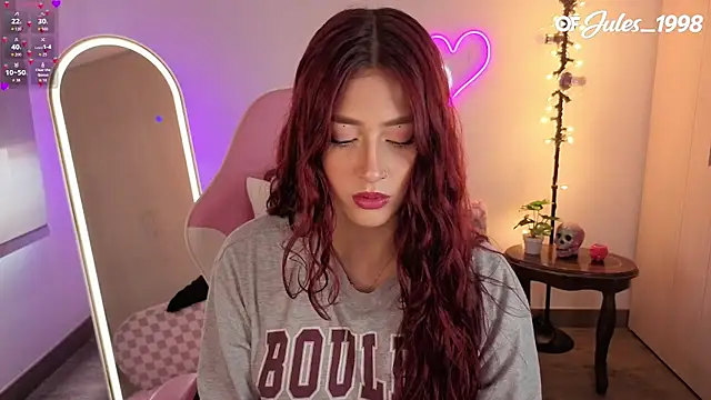 violet ch online show from March 10, 6:12 pm