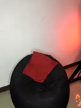 Mazikeen-- online show from October 24, 10:39 pm