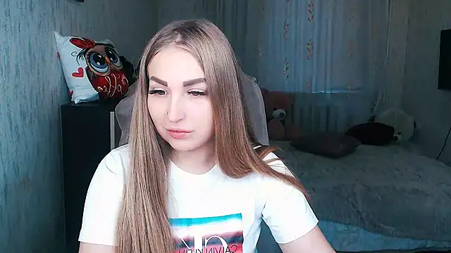  KittyBoo online show from December 18, 9:14 am