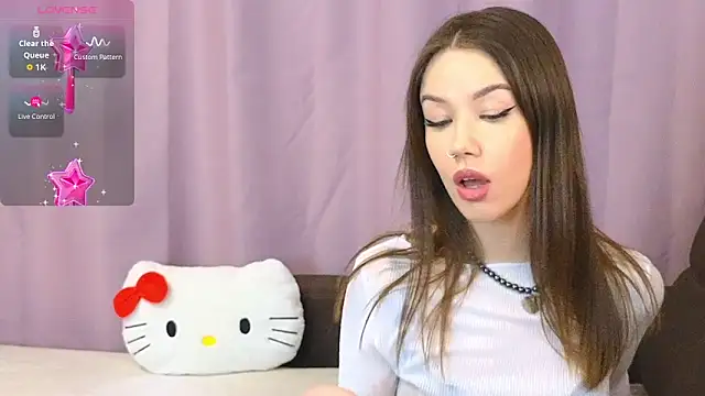 ellie kramer online show from February 4, 9:18 pm