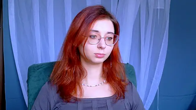 Snapshot of Orianna_Fox chatting on October 3, 12:43 pm Orianna Fox online show from October 3, 12:43 pm