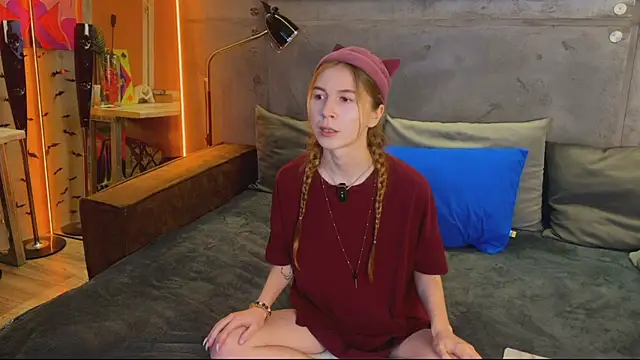 izi-fox online show from October 6, 4:23 pm