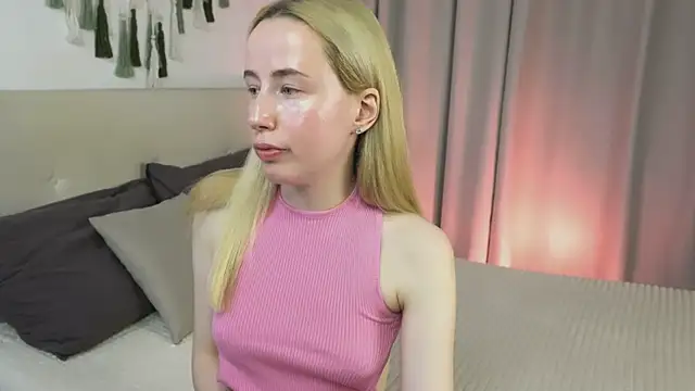 Cassie Kelman online show from July 26, 9:33 pm