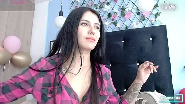 evatits 1 online show from September 25, 12:04 pm