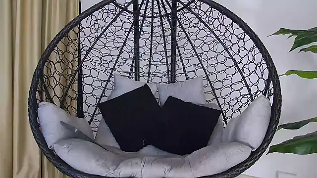 alex noa online show from November 4, 6:13 pm