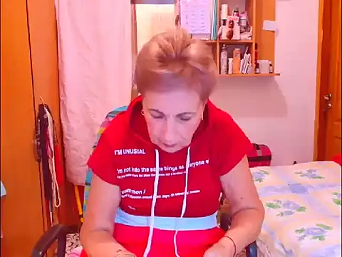 Victoria5643 online show from September 18, 8:29 pm