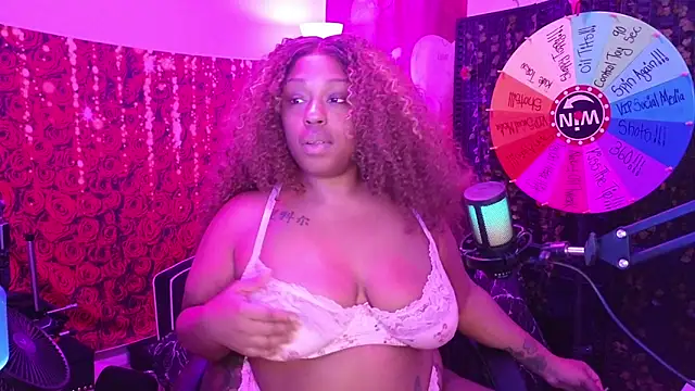 cheriserozequeen online show from June 23, 1:31 pm