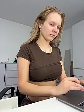 Ketitull online show from June 8, 2:18 pm